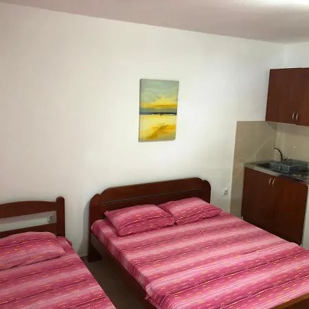 Apartmani Sunce Бар Экстерьер фото