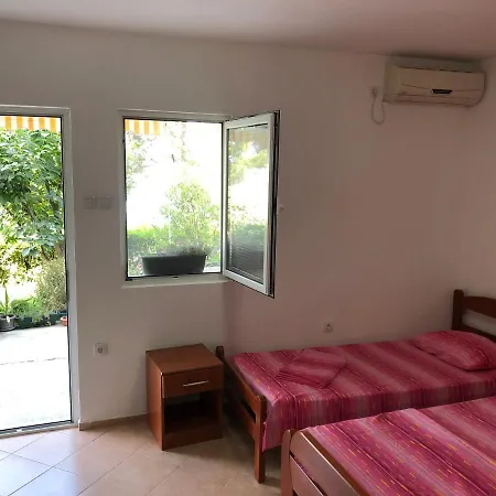 Apartmani Sunce Бар Экстерьер фото