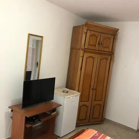 Apartmani Sunce Бар Экстерьер фото