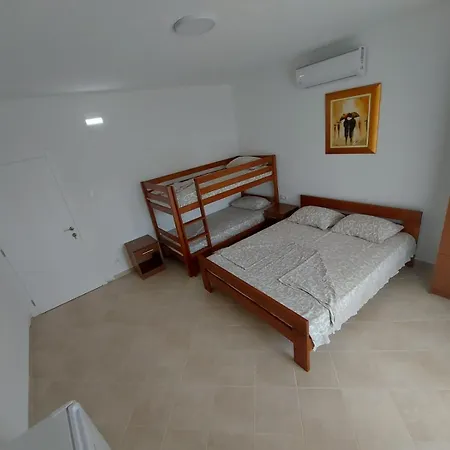 Apartmani Sunce Бар Экстерьер фото
