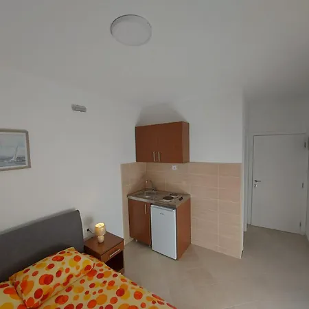 Apartmani Sunce Бар Экстерьер фото