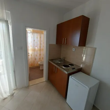 Apartmani Sunce Бар Экстерьер фото