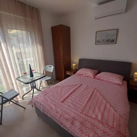 Apartmani Sunce Бар Экстерьер фото